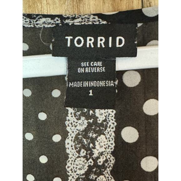 Torrid Plus Size 1X Black Sheer Babydoll Overlay Top Polka Dot Floral Flutter - Picture 5 of 6
